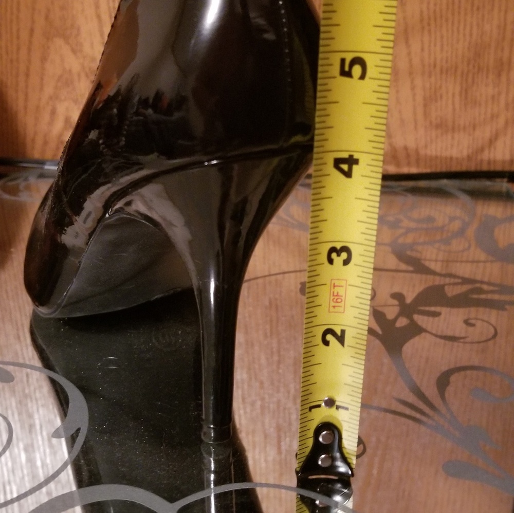 Heels - Picture 2 of 2